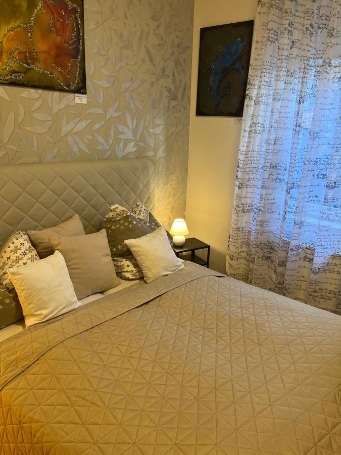 Delux Ferienwohnung Kunstgalerie Und Ilmradweg Kranichfeld Екстериор снимка