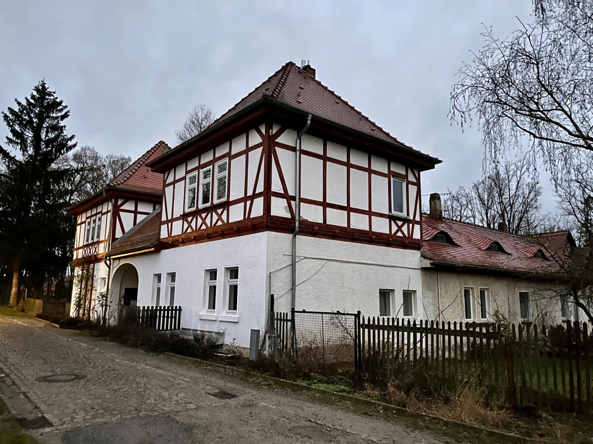 Delux Ferienwohnung Kunstgalerie Und Ilmradweg Kranichfeld Екстериор снимка